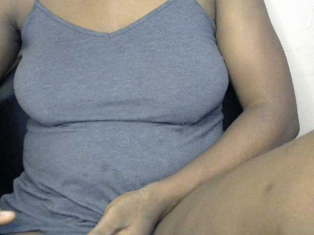 Drippypussy07 live cam on BongaCams