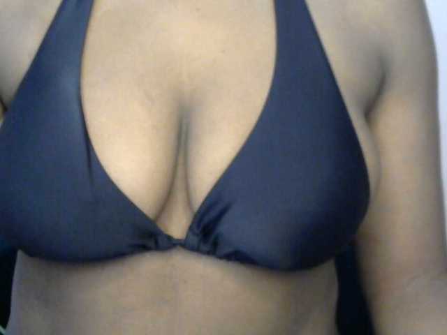 Drippypussy07 live cam on BongaCams