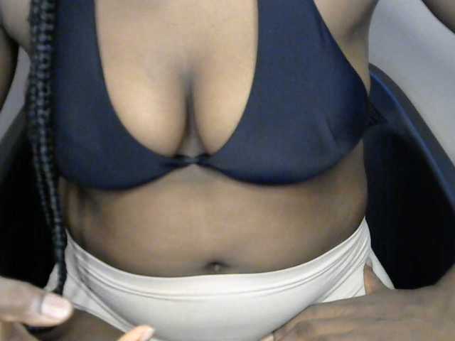 Drippypussy07 live cam on BongaCams