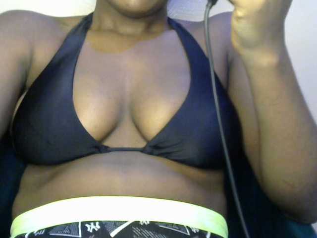 Drippypussy07 live cam on BongaCams