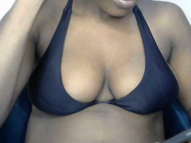 Drippypussy07 live cam on BongaCams