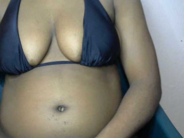 Drippypussy07 live cam on BongaCams