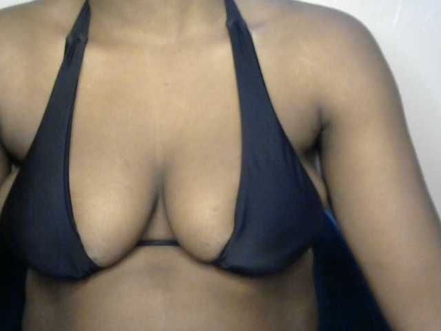 Drippypussy07 live cam on BongaCams