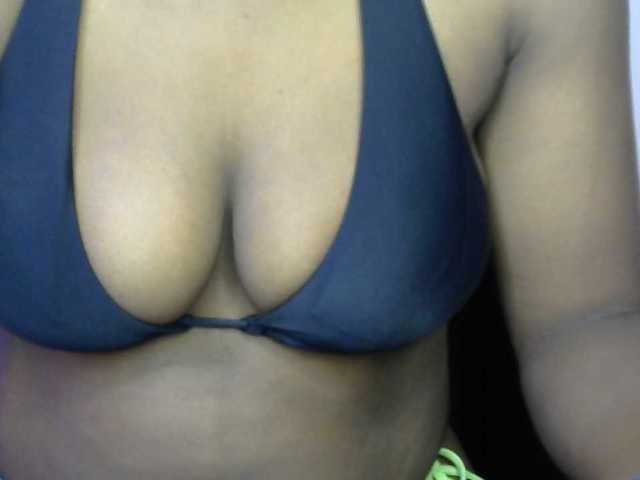 Drippypussy07 live cam on BongaCams