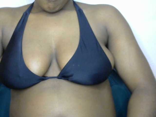 Drippypussy07 live cam on BongaCams