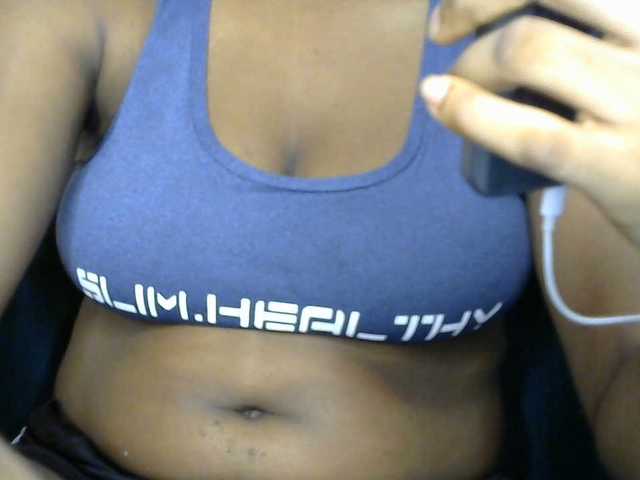 Drippypussy07 live cam on BongaCams