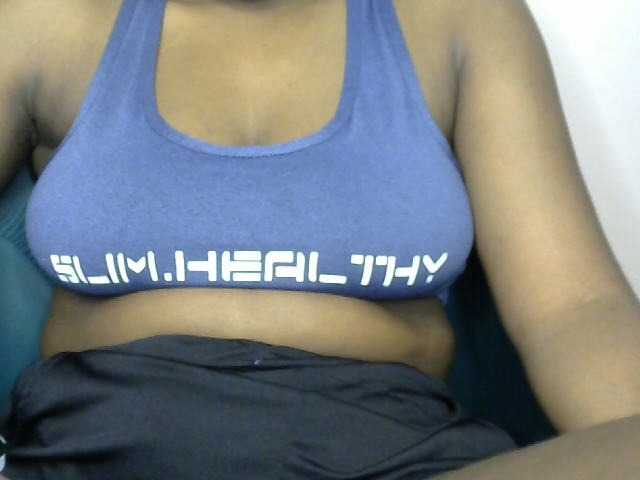 Drippypussy07 live cam on BongaCams