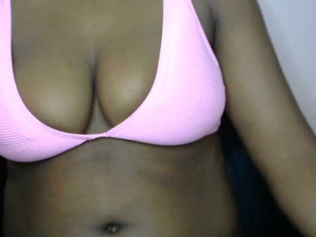 Drippypussy07 live cam on BongaCams