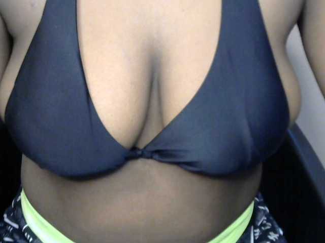 Drippypussy07 live cam on BongaCams