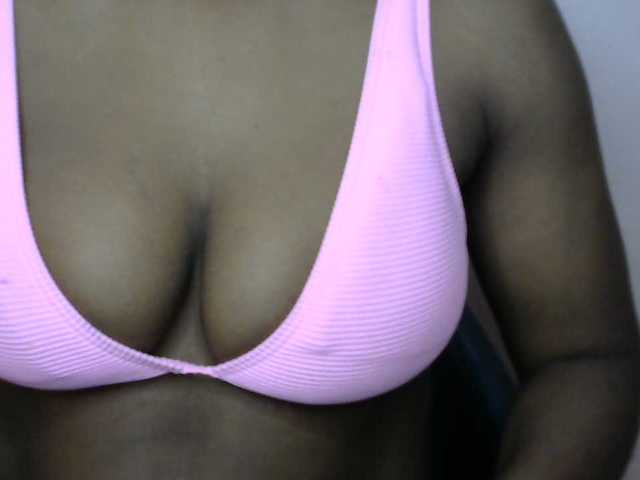 Drippypussy07 live cam on BongaCams