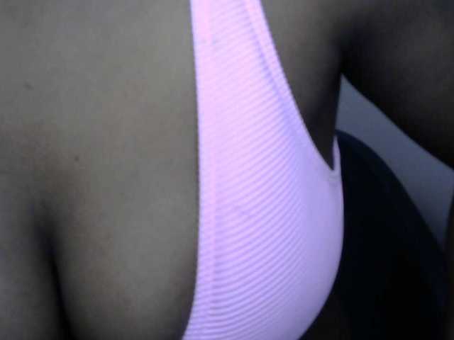Drippypussy07 live cam on BongaCams