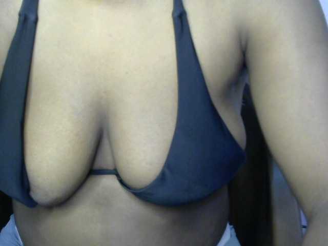 Drippypussy07 live cam on BongaCams