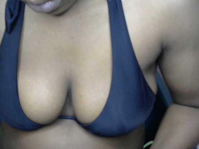 Drippypussy07 live cam on BongaCams