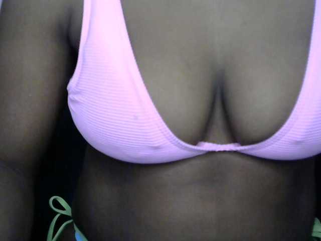 Drippypussy07 live cam on BongaCams