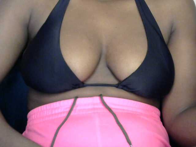 Drippypussy07 live cam on BongaCams