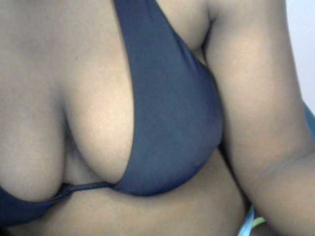 Drippypussy07 live cam on BongaCams