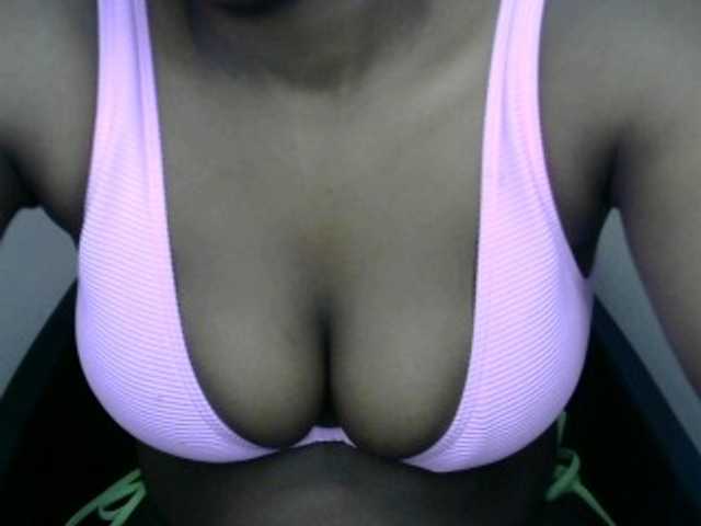 Drippypussy07 live cam on BongaCams