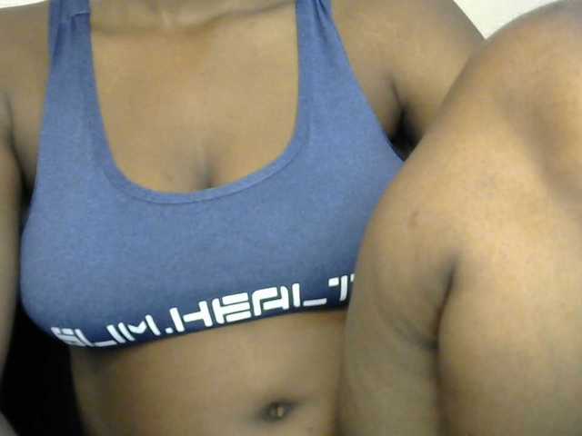 Drippypussy07 live cam on BongaCams