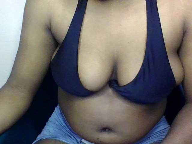 Drippypussy07 live cam on BongaCams