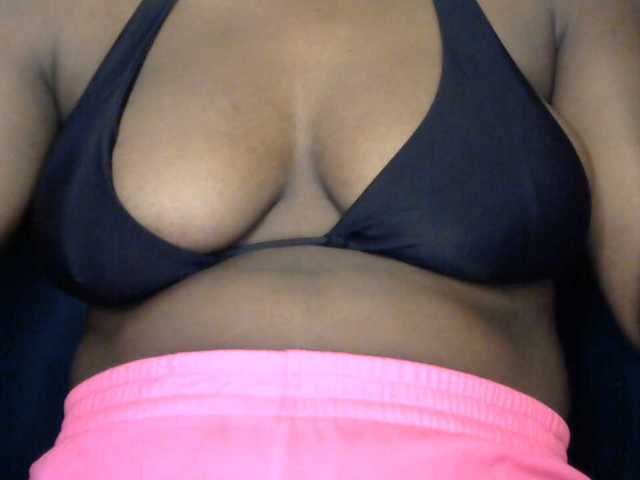 Drippypussy07 live cam on BongaCams