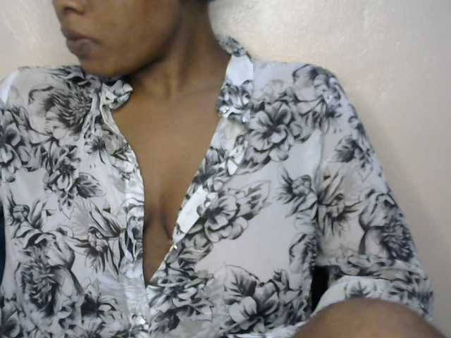 Drippypussy07 live cam on BongaCams