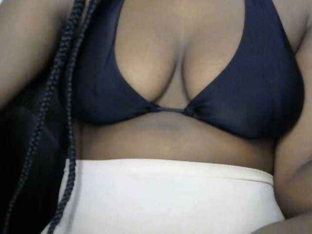Drippypussy07 live cam on BongaCams