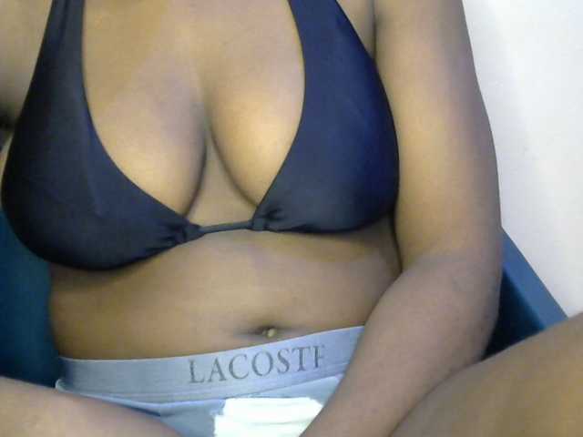 Drippypussy07 live cam on BongaCams