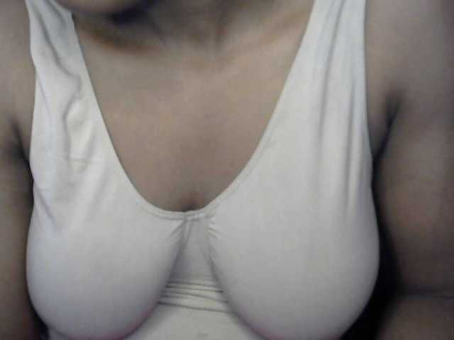 Drippypussy07 live cam on BongaCams