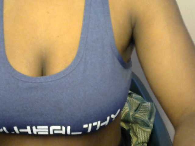 Drippypussy07 live cam on BongaCams