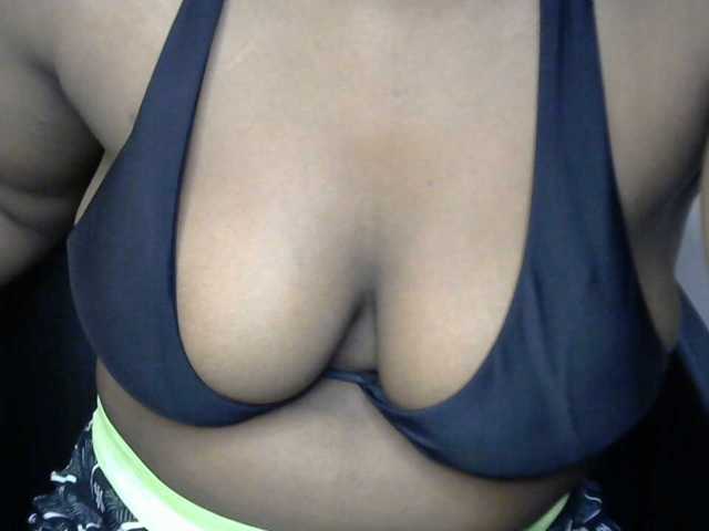 Drippypussy07 live cam on BongaCams