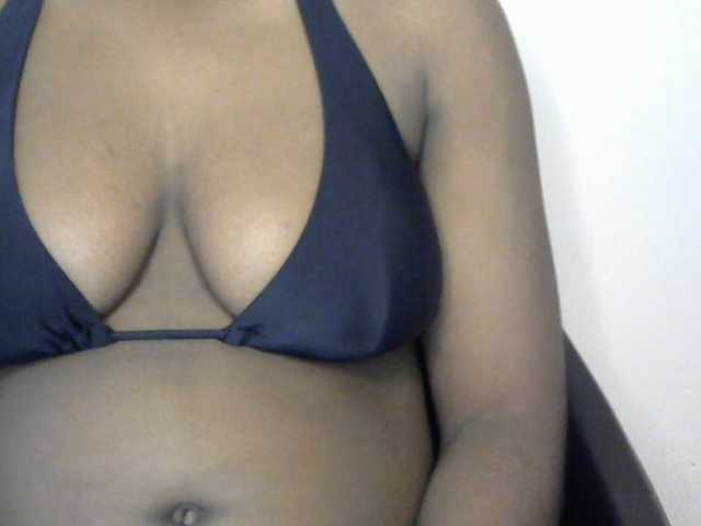 Drippypussy07 live cam on BongaCams
