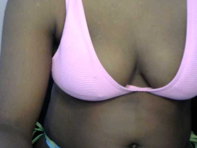 Drippypussy07 live cam on BongaCams