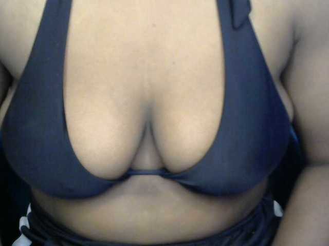 Drippypussy07 live cam on BongaCams