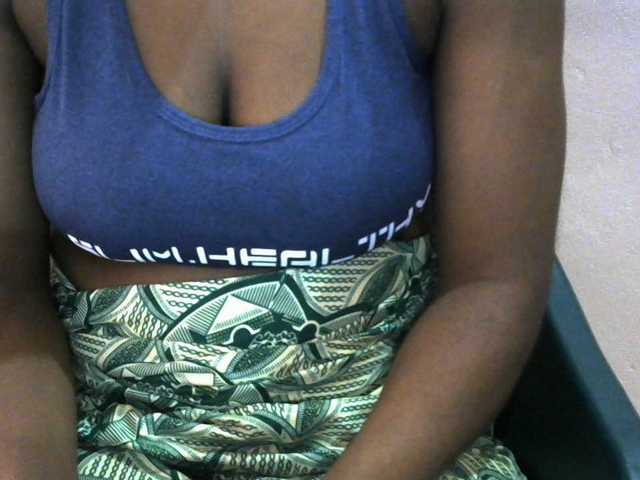 Drippypussy07 live cam on BongaCams