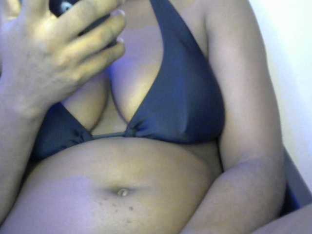 Drippypussy07 live cam on BongaCams