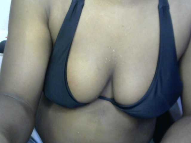 Drippypussy07 live cam on BongaCams