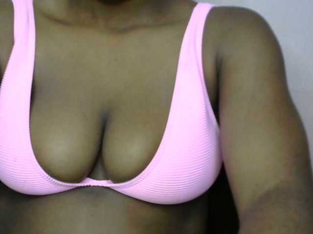 Drippypussy07 live cam on BongaCams