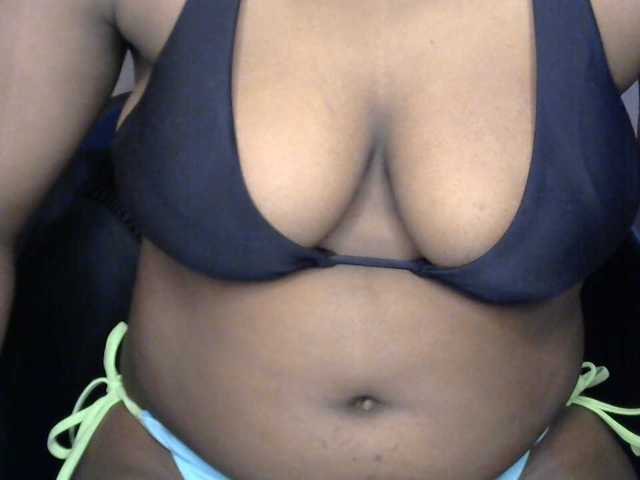 Drippypussy07 live cam on BongaCams