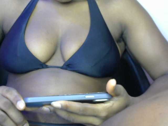 Drippypussy07 live cam on BongaCams