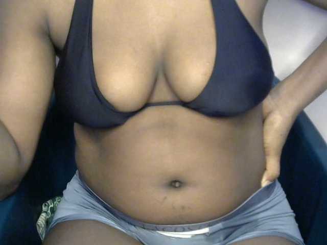Drippypussy07 live cam on BongaCams