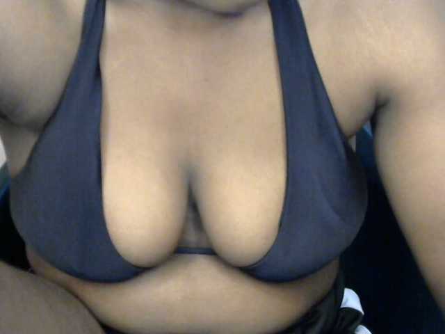 Drippypussy07 live cam on BongaCams