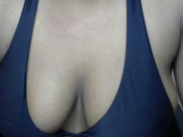 Drippypussy07 live cam on BongaCams