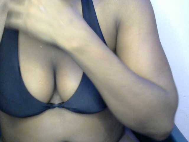 Drippypussy07 live cam on BongaCams
