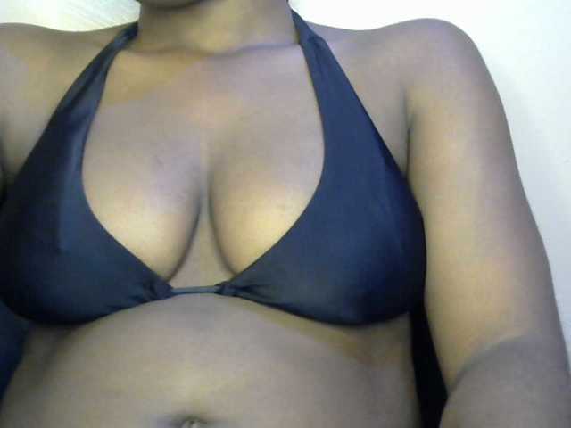 Drippypussy07 live cam on BongaCams