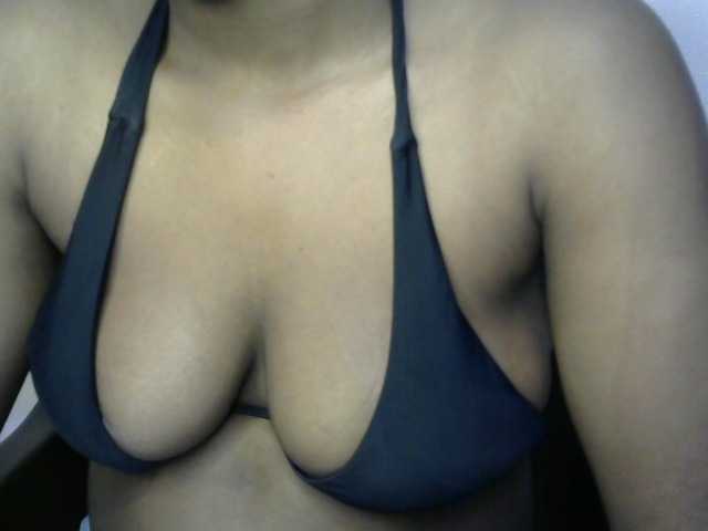 Drippypussy07 live cam on BongaCams