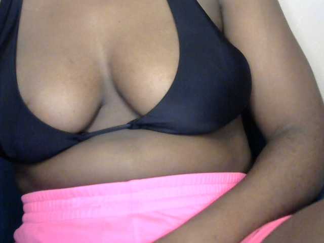Drippypussy07 live cam on BongaCams