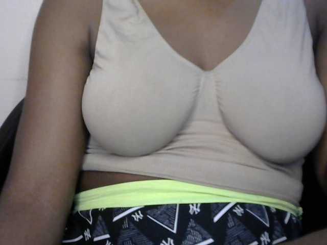Drippypussy07 live cam on BongaCams