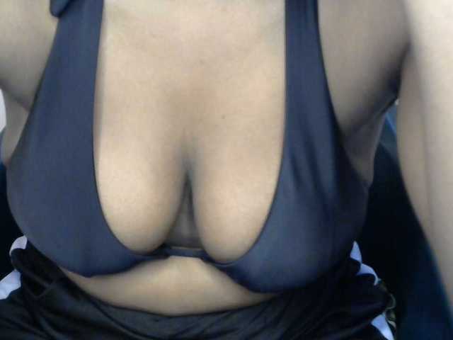 Drippypussy07 live cam on BongaCams