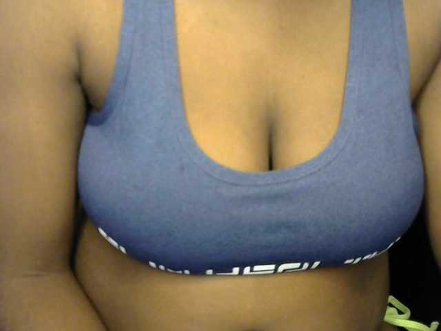 Drippypussy07 live cam on BongaCams