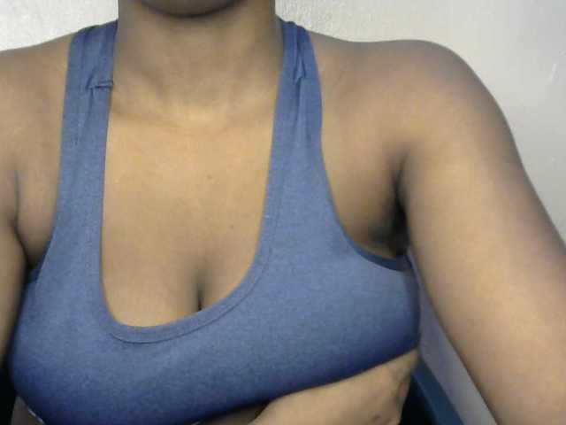 Drippypussy07 live cam on BongaCams